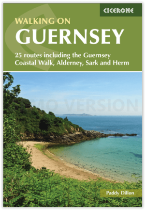 Wandelgids Walking on Guernsey- Alderney- Sark & Herm - Cicerone