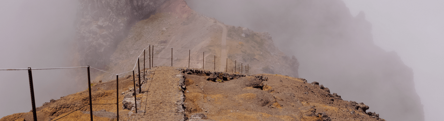 Laugavegur Trail IJsland, Wandelen in IJsland, Trekking Landmannalaugar Thórsmörk, Fjallabak Natuurreservaat, Fimmvörðuháls Route, IJsland Wandelroutes, Topografische Kaarten IJsland, Wandelgidsen IJsland, Reisgidsen IJsland, Wandelen in Zuid-IJsland,