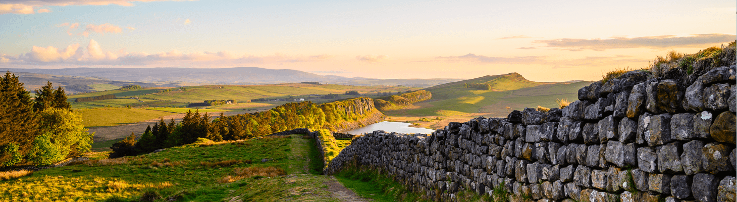 Hadrian's Wall Path Engeland, Historische Wandelroute Engeland, Langeafstandswandelpad Engeland, Romeinse Muur Wandelroute, Wandelen Noord-Engeland, AONB Engeland Wandelroutes, Wandelgids Hadrian's Wall, Wandelkaarten Engeland, South West Coast